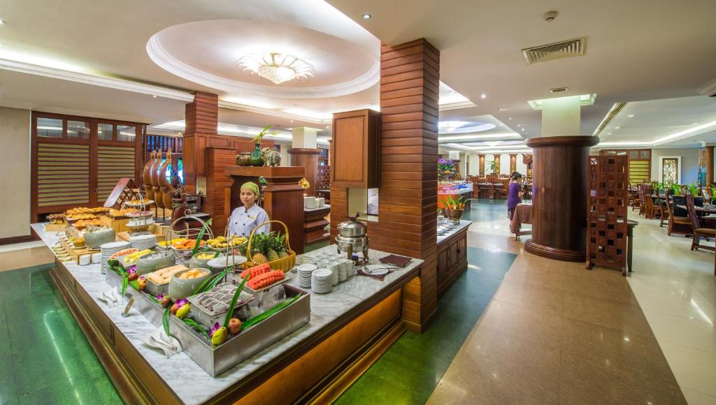 อาหารและเครื่องดื่ม