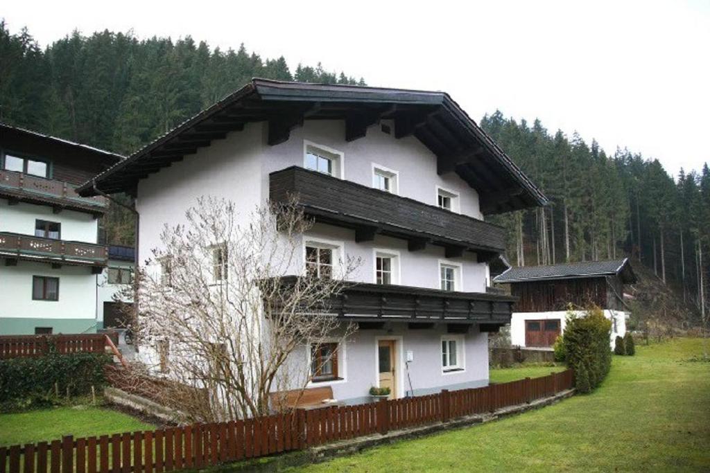 Apartment Julia & Maria, Hopfgarten im Brixental