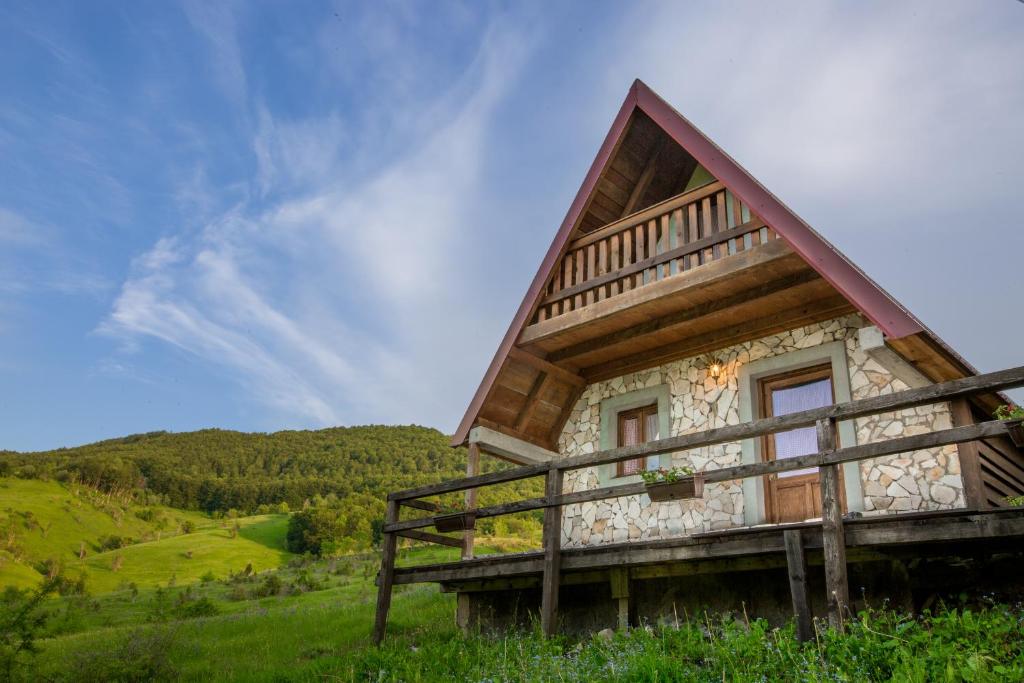 Etno Village Vojnik — Hotel in Andrijevica