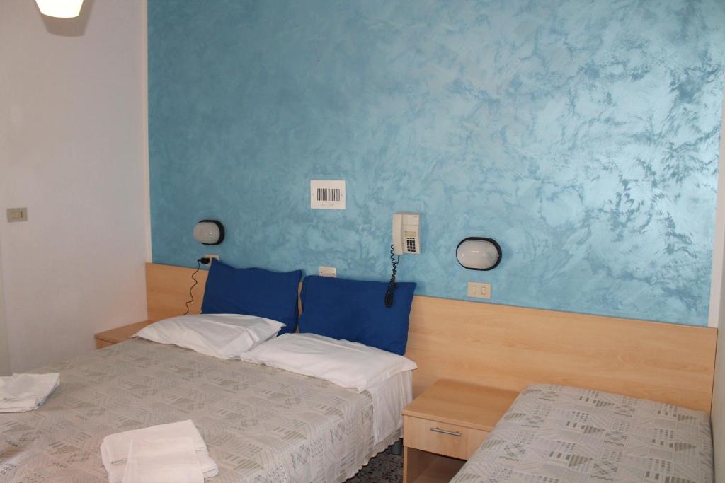 Hotel Loretta - 3