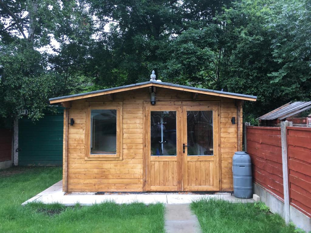The Cabin Stretford Manchester Book Your Hotel With Viamichelin