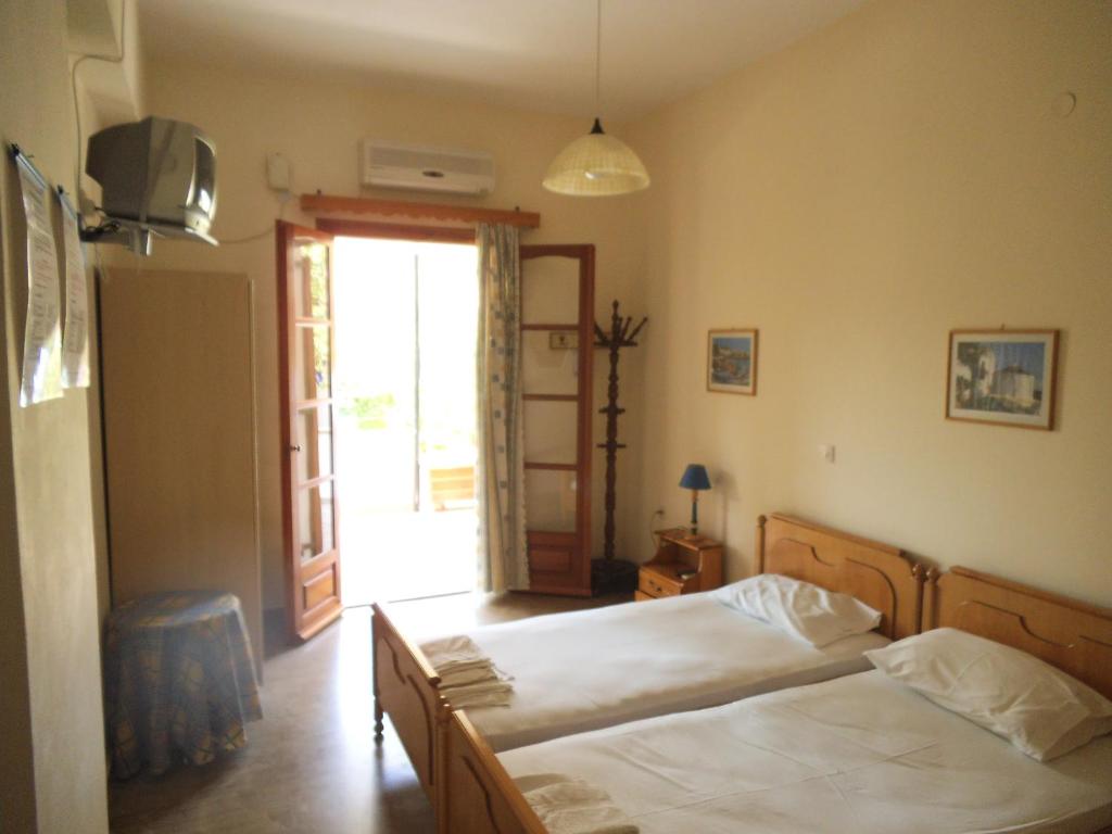 Family Apartment (2 Adults + 2 Children)