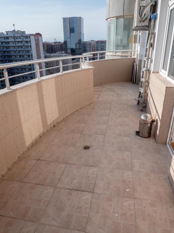 Boulevard Side Apartments photo