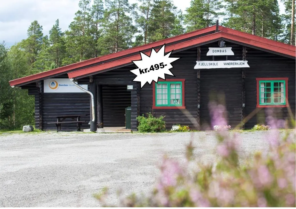 Dombås Hostel, hotel in Dombås