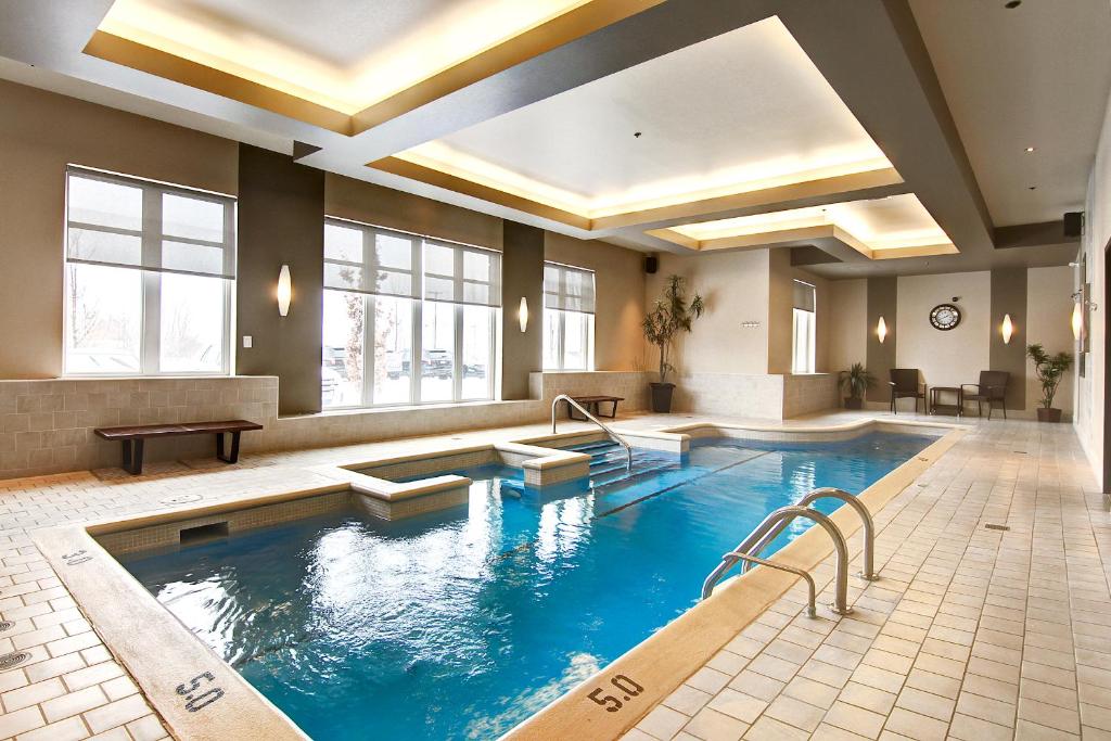 Imperia Hotel & Suites Saint-Eustache photo