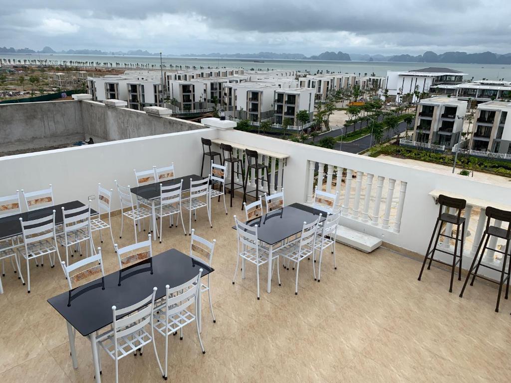 Herriot Ha Long Hotel 周辺案内