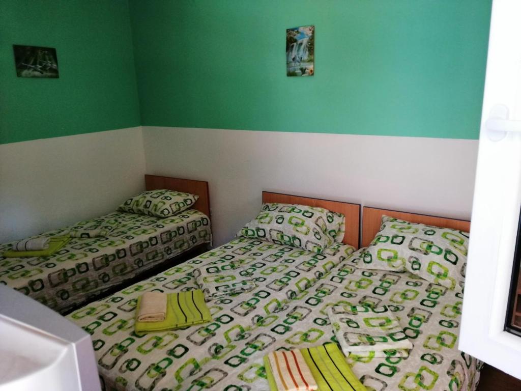 Triple Room with Shared Bathroom