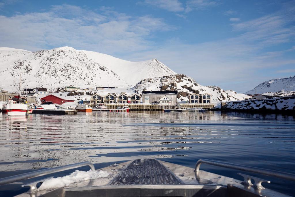 Big Fish Adventure Hasvik Hotel and Housing — Hotel in Hammerfest