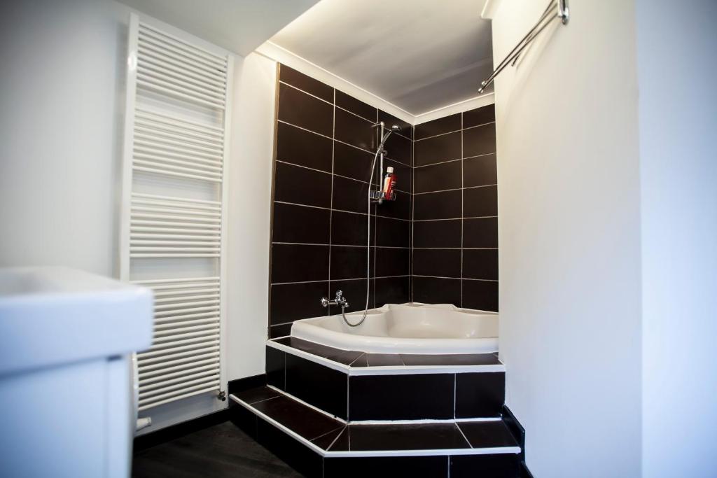 Luxury Suites Cathedral photo