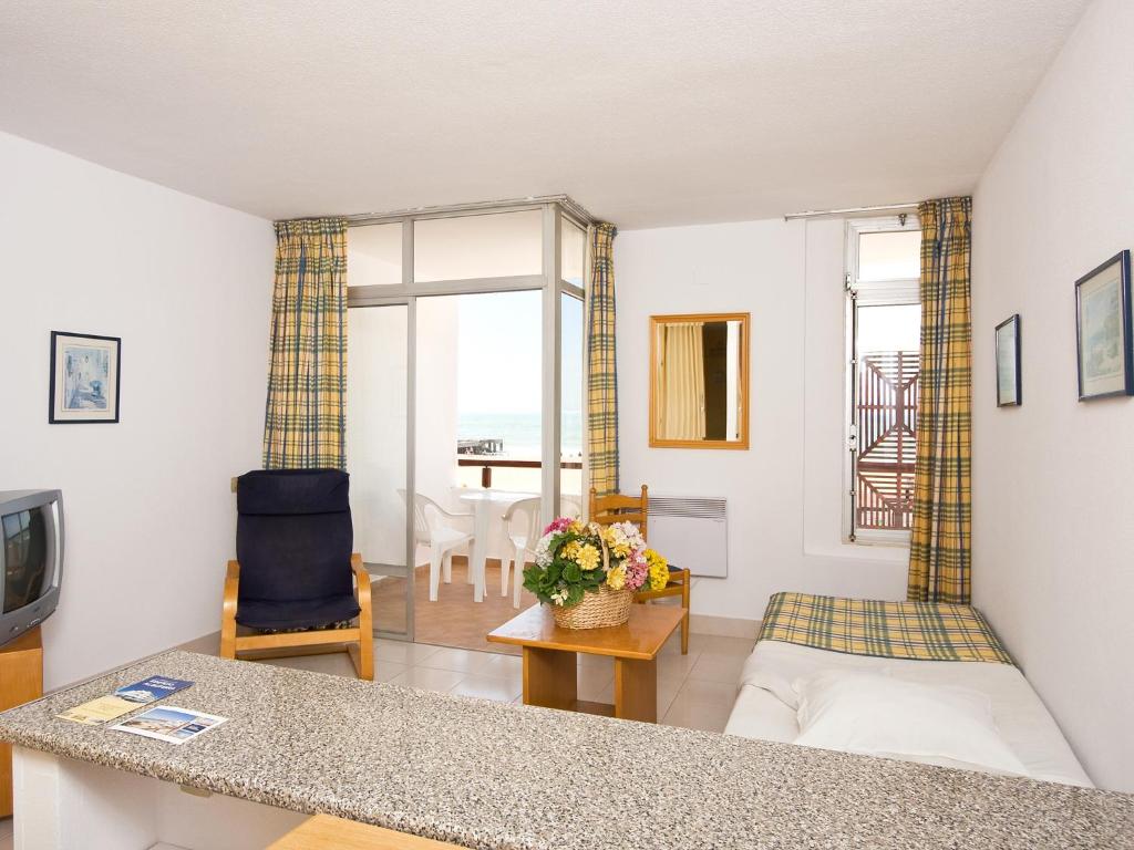 Apartamentos Edificio Albufeira - Alojamento Local — Hotel rooms in Albufeira, Faro