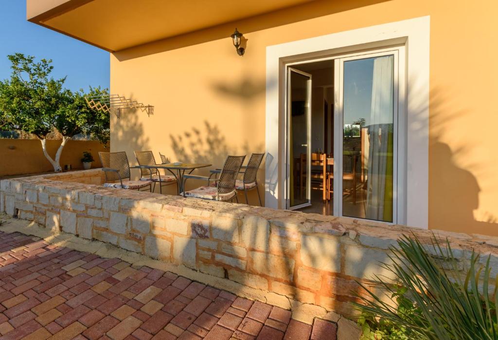 Balcony/terrace, Danelis Studios & Apartments in Crete Island