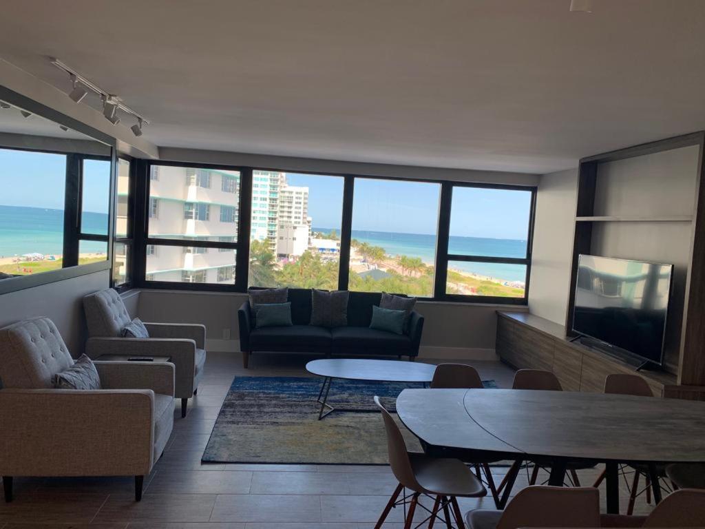 Beachfront Suites — Hotel in Miami Beach (FL)