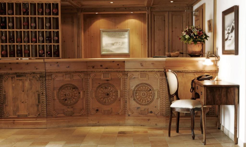 Hotel Angela - 1