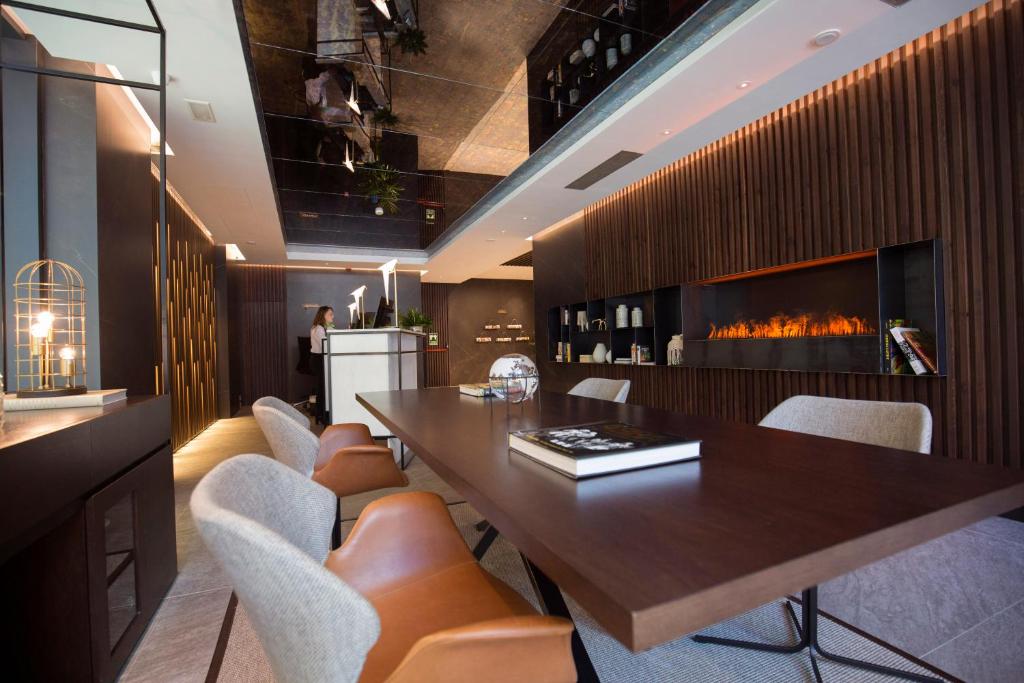 Husa Centric Photo 24