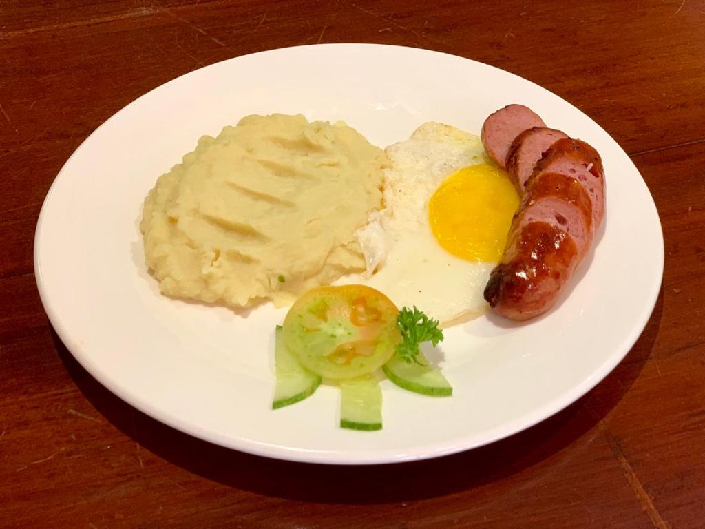 Comida y bebida