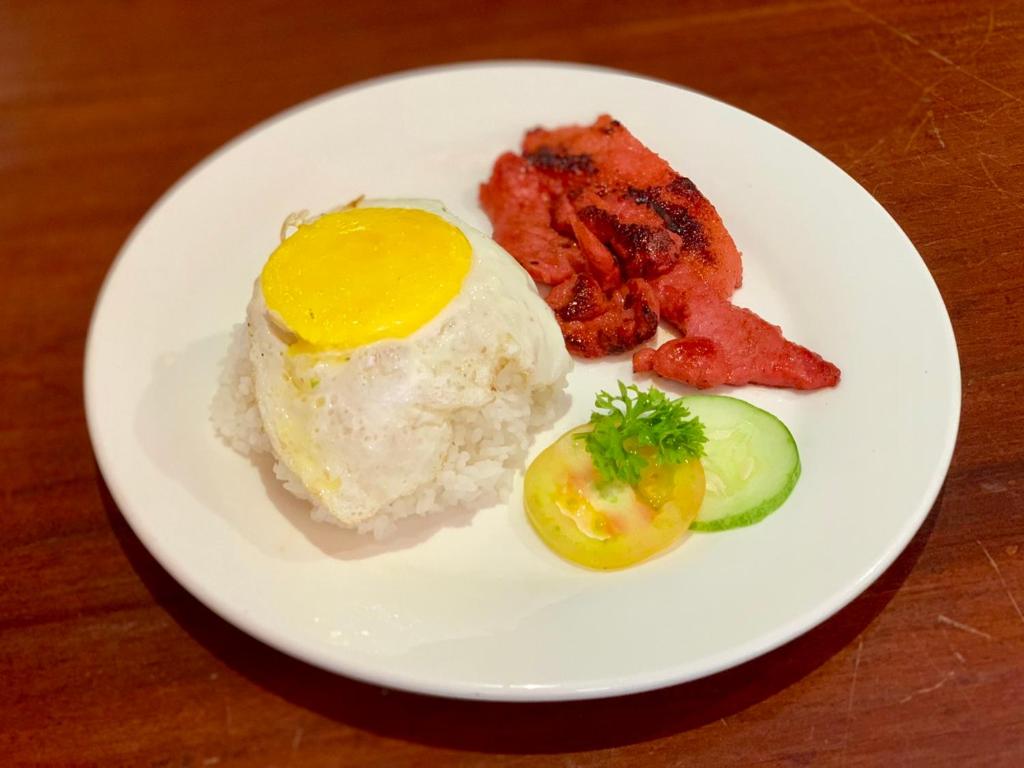 Comida y bebida