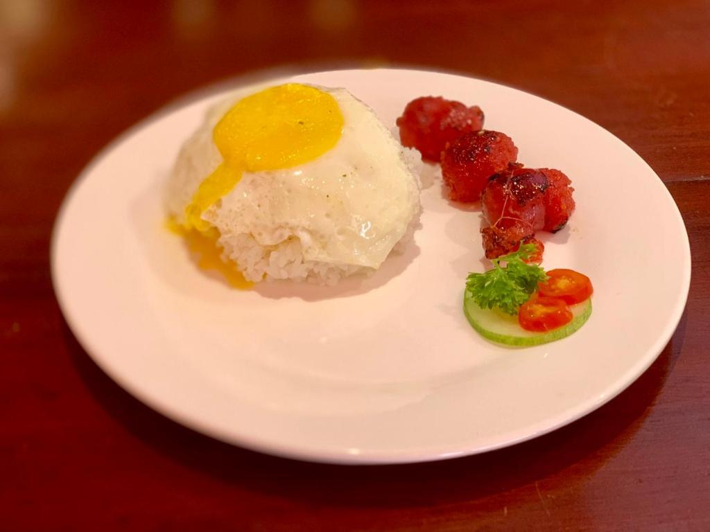 Comida y bebida