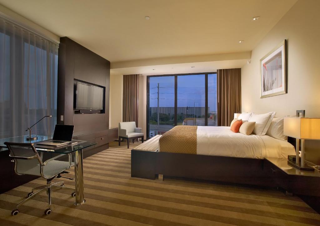 Eb Hotel Miami Airport Photo 13