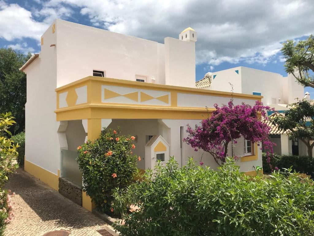Villa c piscina proxima da praia 전경