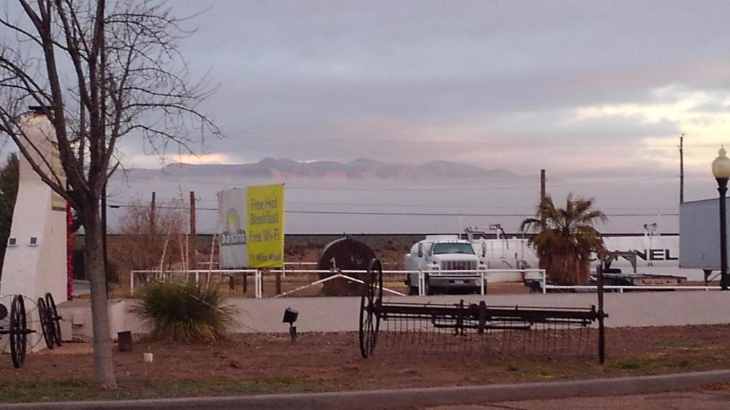 van horn hotels pet friendly