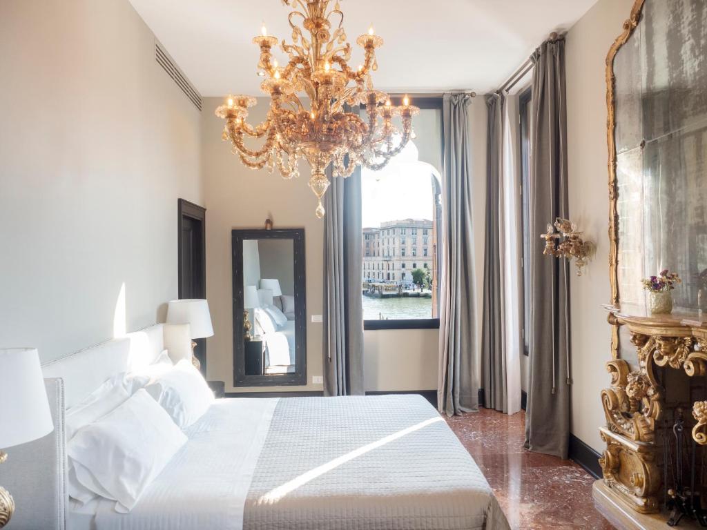 Palazzetto Foscari photo