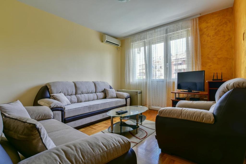 Oasis Apartment - 1