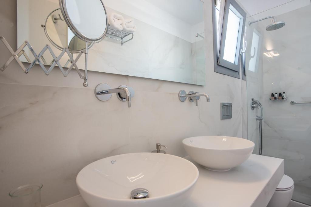 Nautilus Apartments-Suites photo
