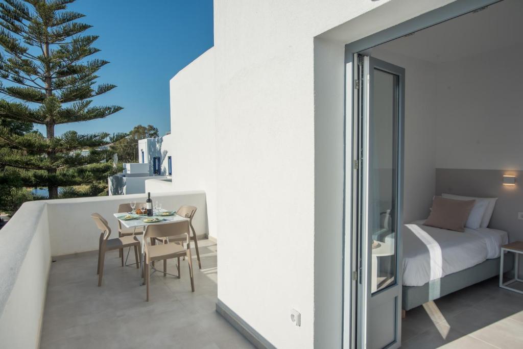 Nautilus Apartments-Suites photo