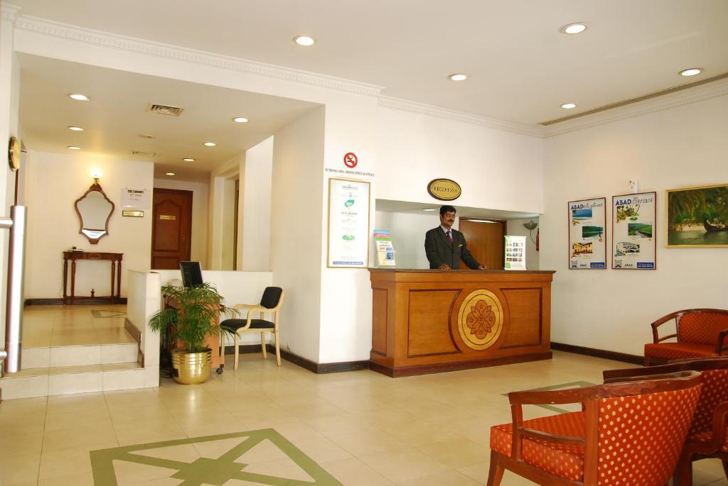 Hotel Abad Metro photo