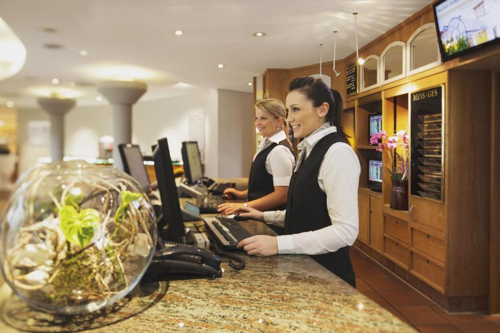 Movenpick Hotel Munich Airport photo