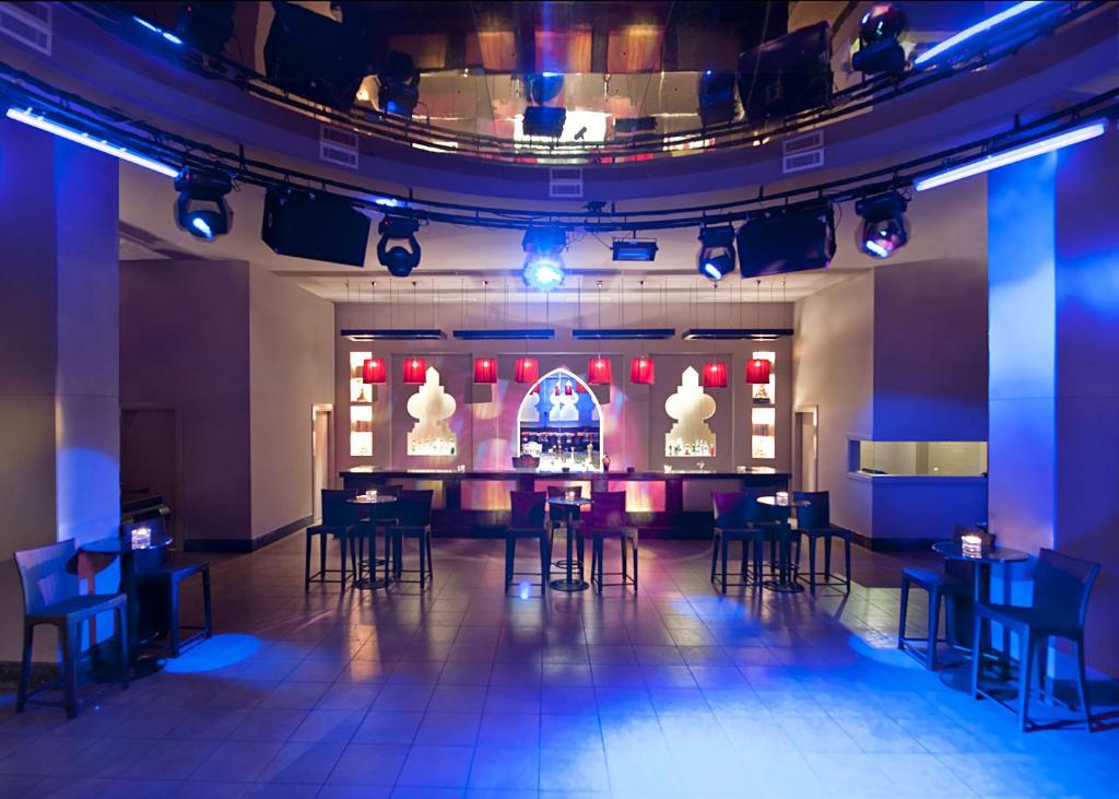Bar/lounge
