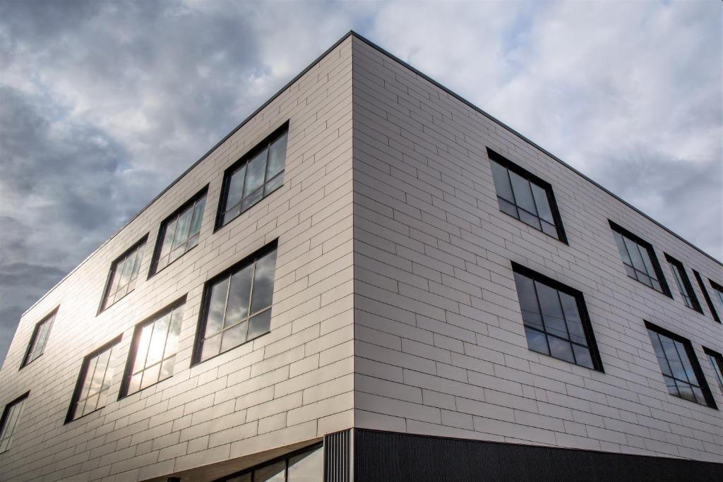 Hew & Draw Hotel, Corner Brook