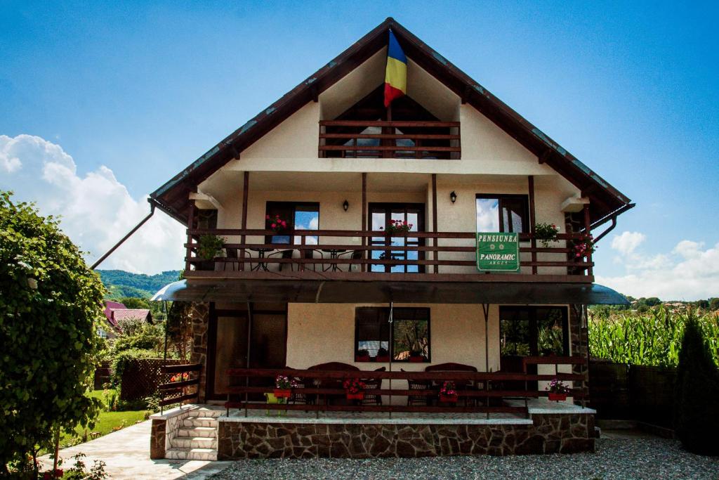 Pensiunea Panoramic — Hotel in Corbeni