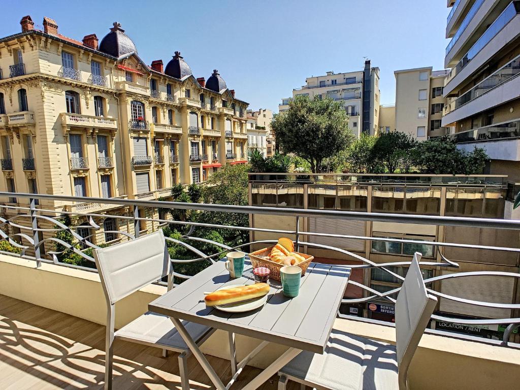 Nestor&Jeeves - BLUE OCEAN - Central - Very close beaches - 5