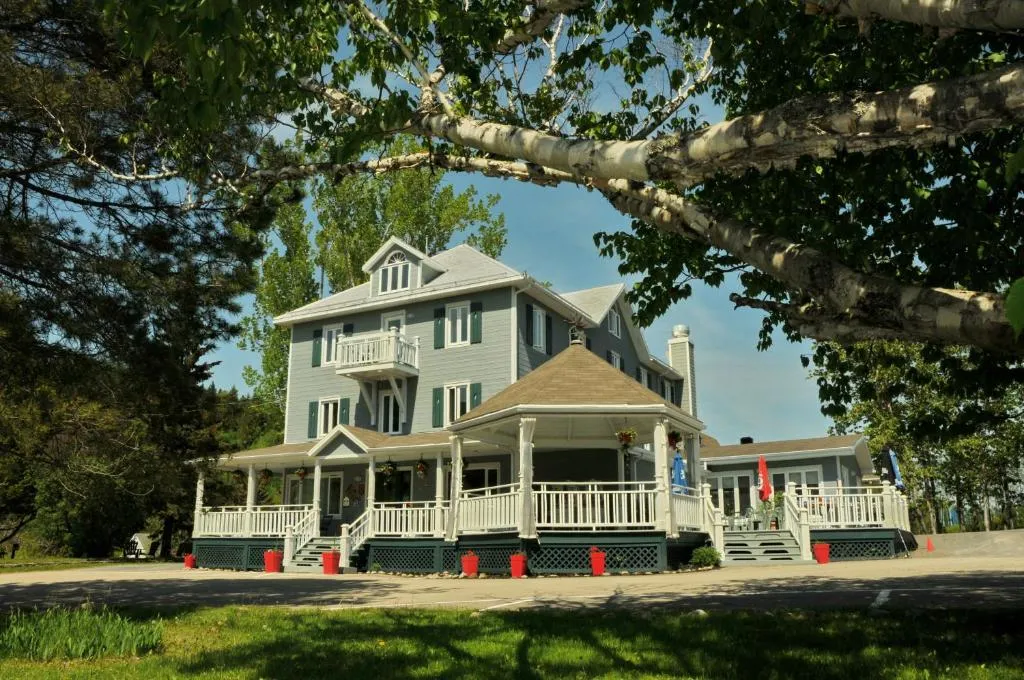 Auberge Beausejour, hotel in Les Éboulements