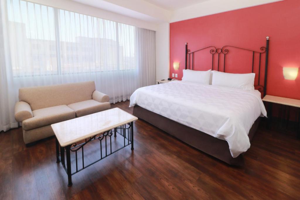 Holiday Inn Hotel & Suites Centro Historico by IHG - 5