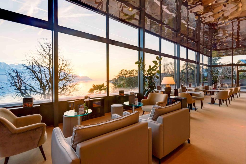 Hotel Royal Plaza Montreux photo