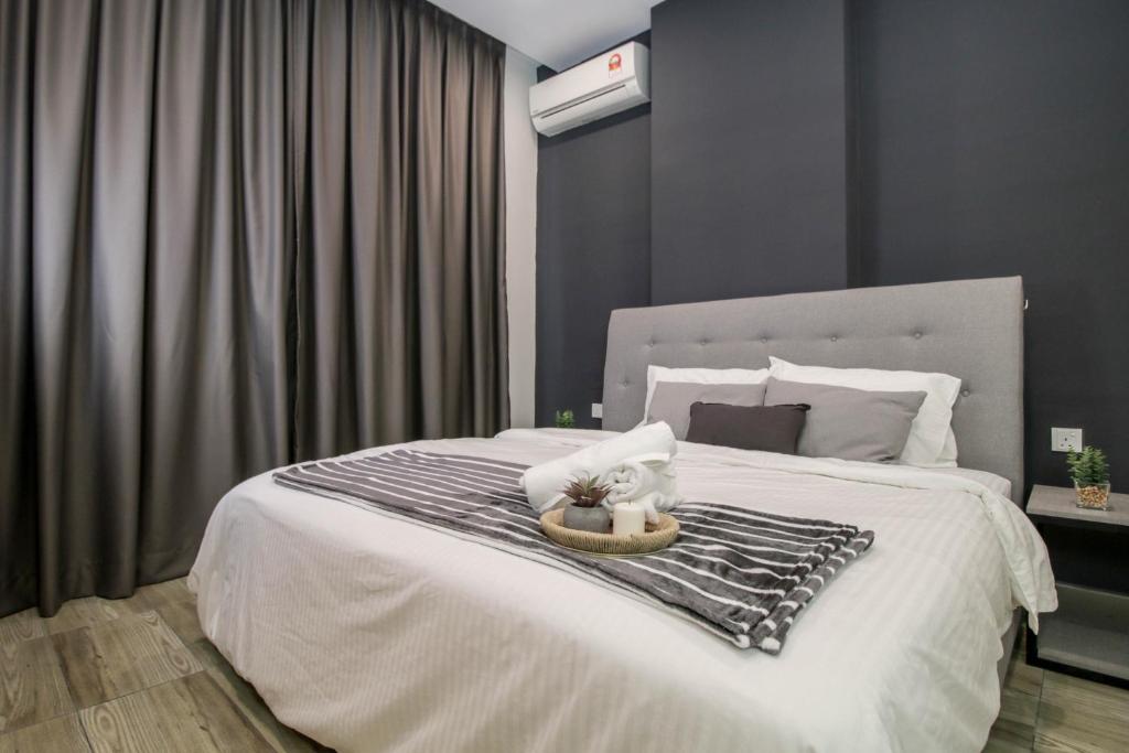Octagon Ipoh by Plush photo