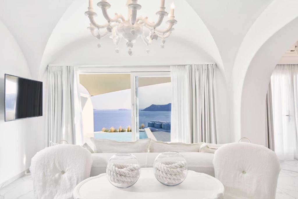 Surrounding environment, Canaves Oia Suites in Santorini