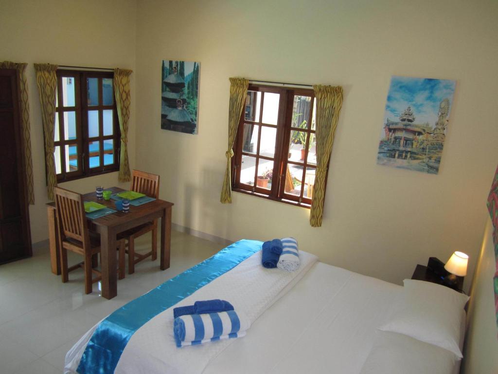 Lovina Oasis Hotel photo