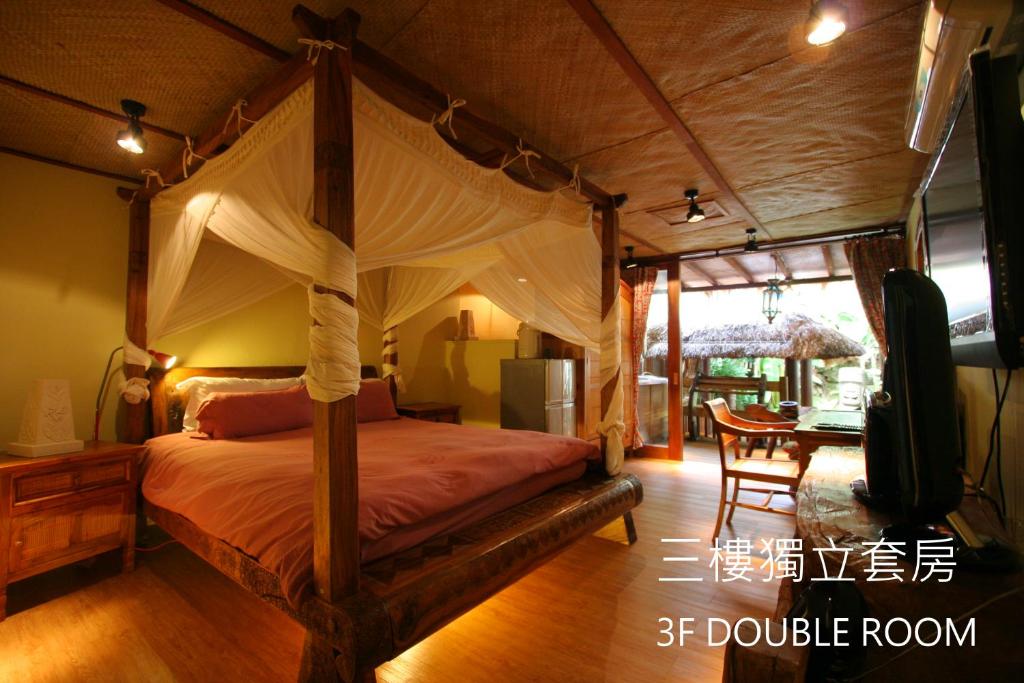 A Fei Surf Inn I