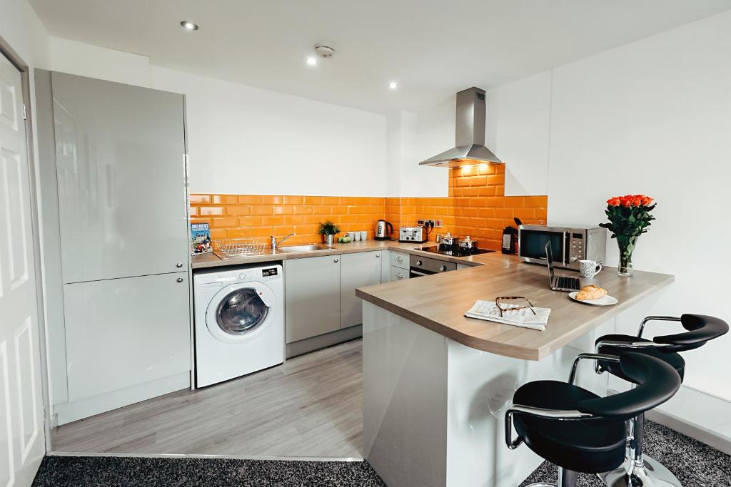 Halifax House, One Bedroom Apartment 216 — Hotel in Halifax