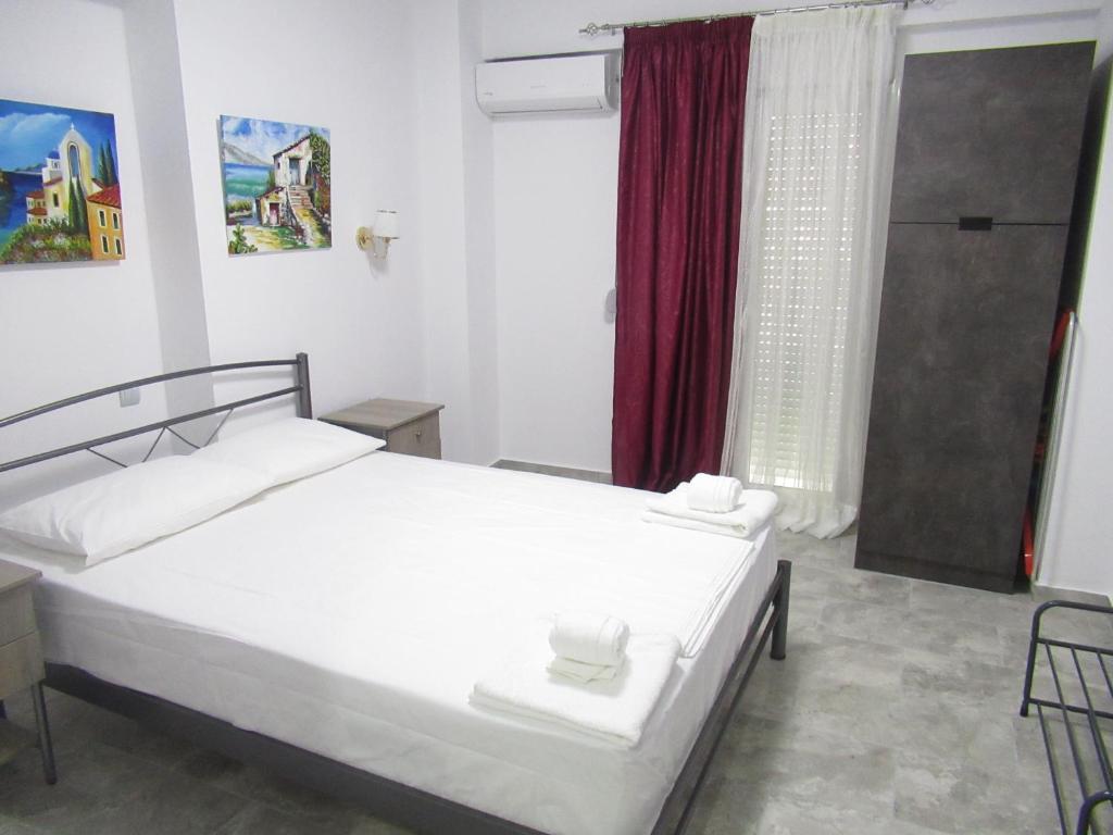Artistic Rent Rooms & Apartments photo