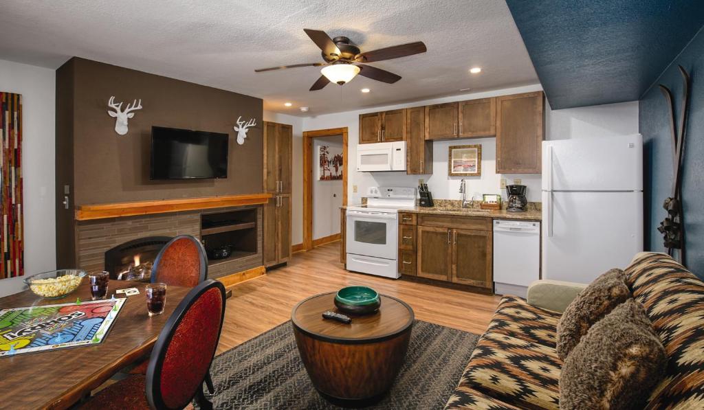 WorldMark Red River photo
