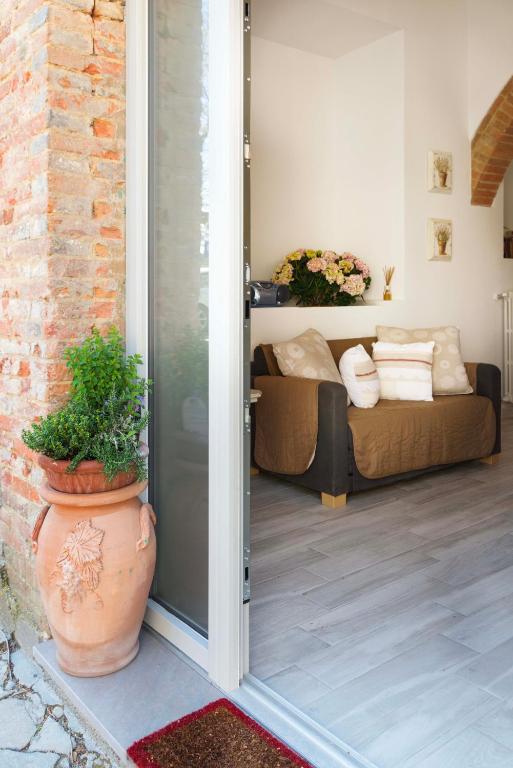 Tosca's House photo
