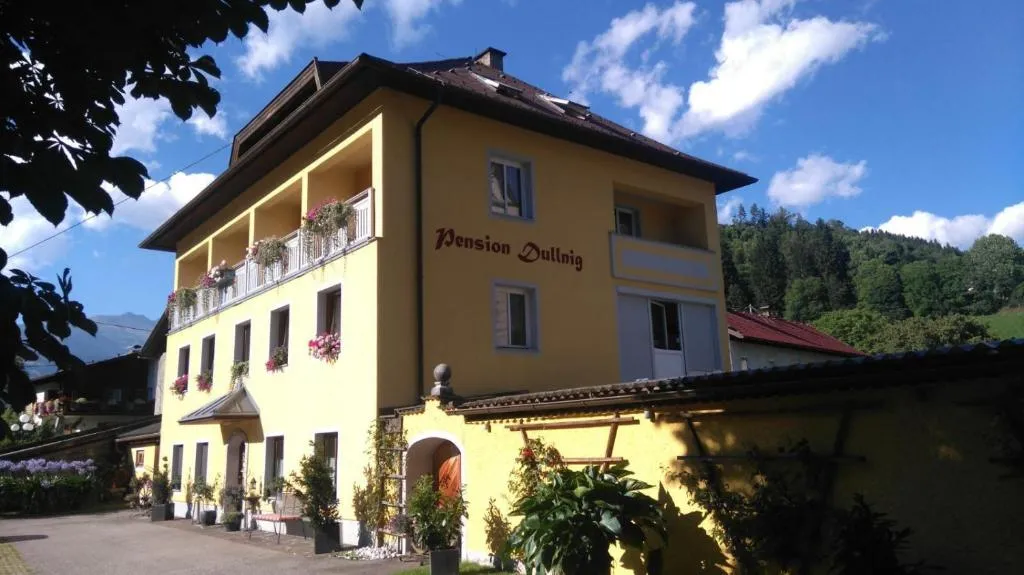 Pension & Ferienwohnung Dullnig, hotel v destinaci Gmünd in Kärnten