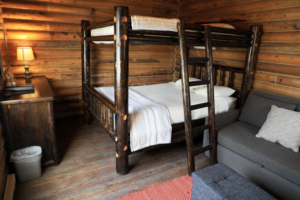 Zion Ponderosa Ranch Resort photo