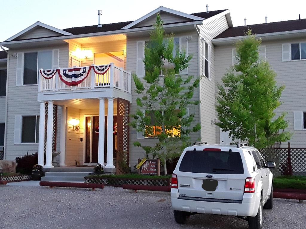 Lions Gate Manor — Hotel in Lava Hot Springs (ID)