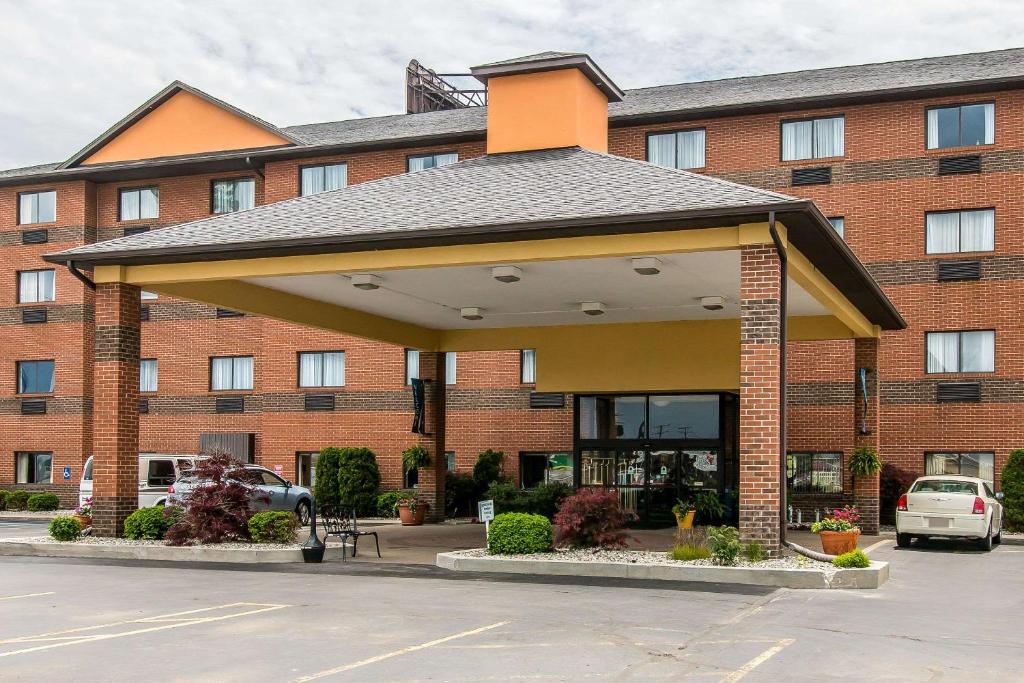 Comfort Inn photo