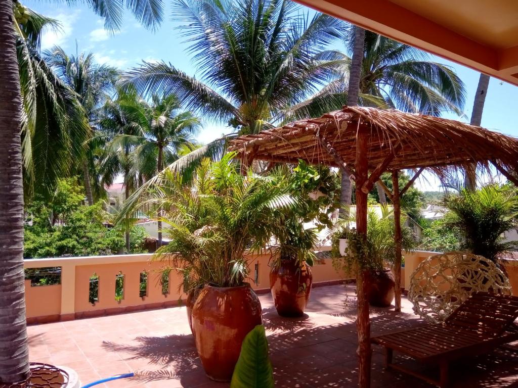 MiNhon Hotel (Mignon)